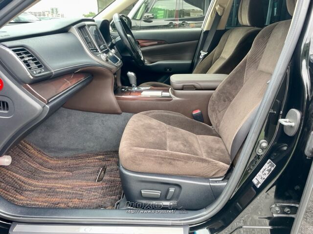 「お問合せはユーポスコザ店まで/098-934-8277お待ちしております」 トヨタ クラウンロイヤル