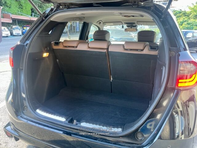 荷室スペースも広々 ホンダ フィット