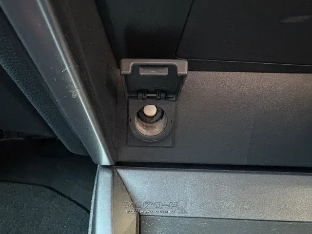 「お問合せはユーポスコザ店まで/098-934-8277お待ちしております」 ホンダ グレイス