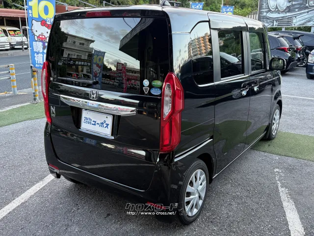狭い道でも安心のコーナーセンサー機能付き ホンダ N-BOX