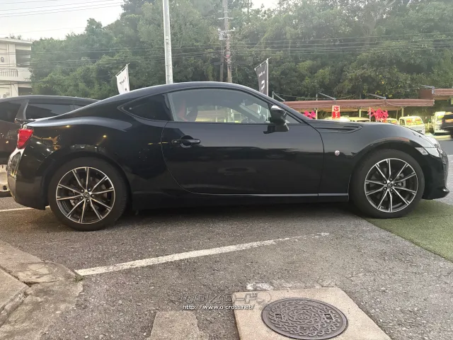 全長×全幅×全高4240×1775×1320mm トヨタ 86