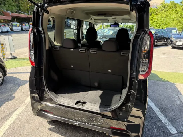 荷室スペースも広々 日産 ルークス