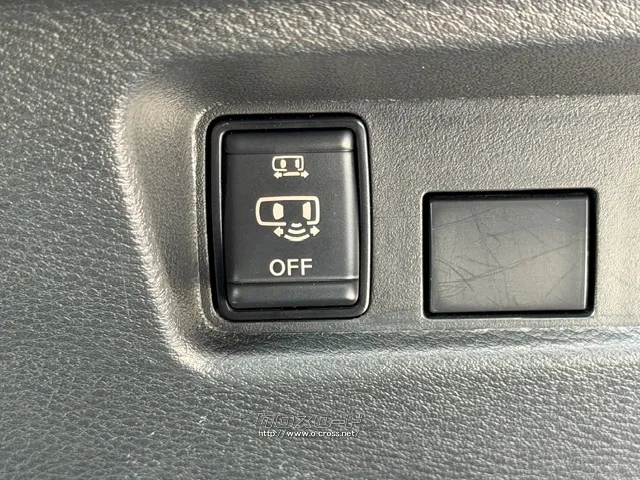 「お問合せはユーポスコザ店まで/098-934-8277お待ちしております」 日産 ルークス