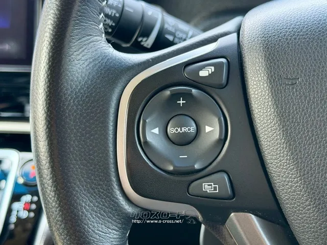 ハンドル左でオーディオ操作が出来ます。 ホンダ ステップワゴン