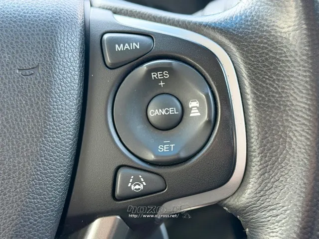 ハンドル右でクルーズコントロール操作が出来ます。 ホンダ ステップワゴン
