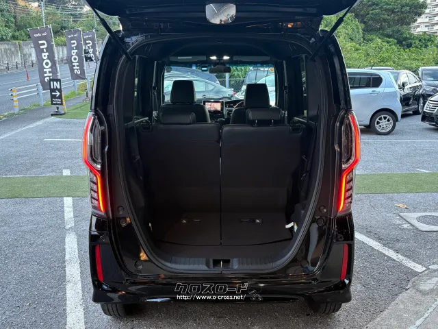 使い勝手のいい荷室スペース ホンダ N-BOX