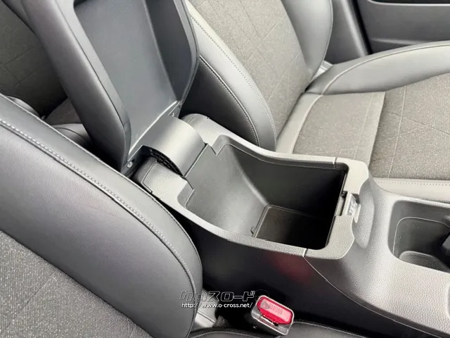 「お問合せはユーポスコザ店まで/098-934-8277お待ちしております」 ホンダ ヴェゼル