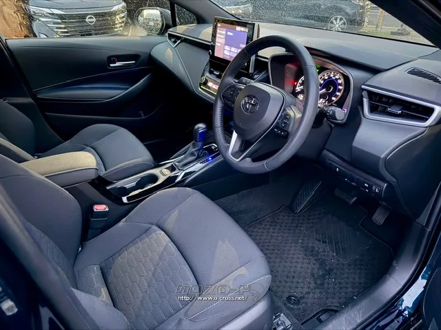 是非ご来店して乗り込んでみて下さい トヨタ カローラスポーツ