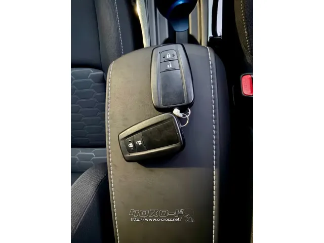 ☆ご覧頂きありがとうございます。ユーポスでは試乗も可能です! トヨタ カローラスポーツ