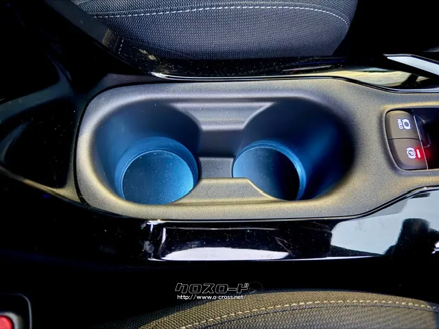 ☆ご覧頂きありがとうございます。ユーポスでは試乗も可能です! トヨタ カローラスポーツ