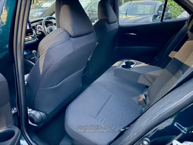 ☆ご覧頂きありがとうございます。ユーポスでは試乗も可能です! トヨタ カローラスポーツ