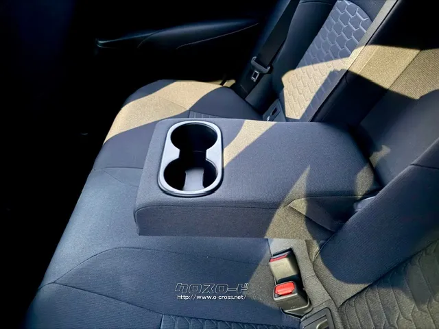 ☆ご覧頂きありがとうございます。ユーポスでは試乗も可能です! トヨタ カローラスポーツ