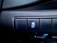 トヨタ カローラスポーツ