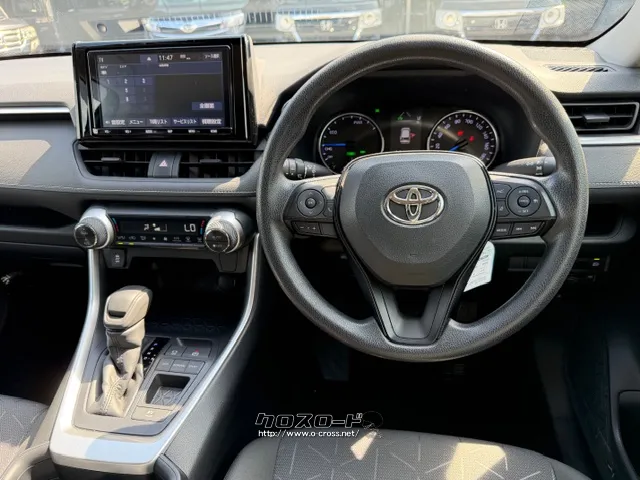 是非ご来店して乗り込んでみて下さい トヨタ RAV4