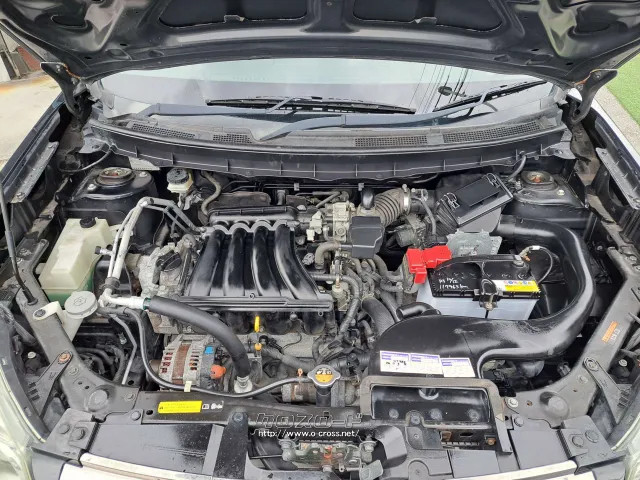 エンジン型式MR20DE最高出力137ps(101kW)/5200rpm 日産 エクストレイル