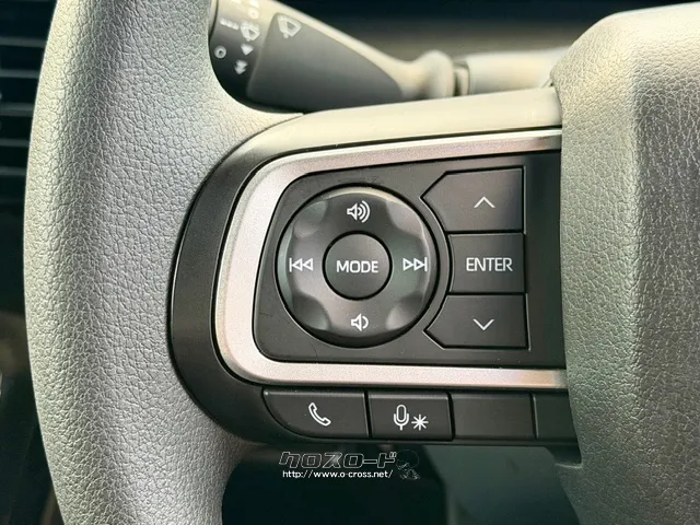 ハンドル左でオーディオ操作が出来ます。 ダイハツ タント