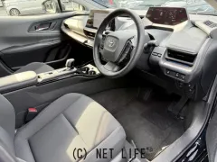 トヨタ プリウス