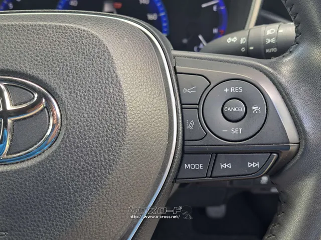 ハンドル右でクルーズコントロール操作が可能 トヨタ カローラスポーツ