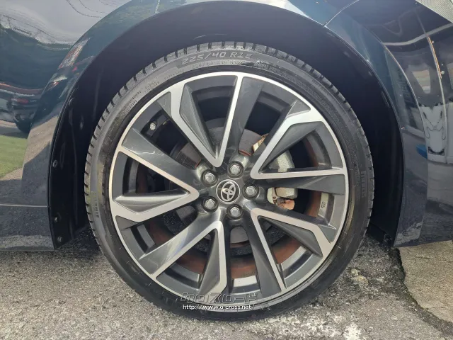 クチコミ高評価を獲得!お問い合わせはユーポスコザ店まで!098-934-8277 トヨタ カローラスポーツ