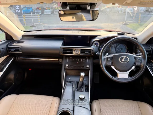 ココが見たいなどあればお気軽にお問い合わせください レクサス IS