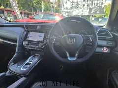 ホンダ インサイト