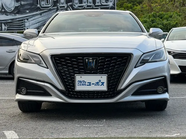 ☆黒い看板が目印のコザ店へお気軽に見に来てください☆ トヨタ クラウン