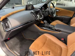 トヨタ クラウン