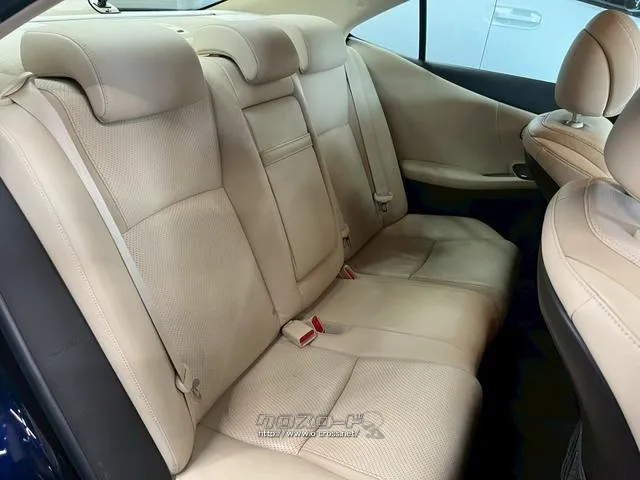 内装・外装共にきれいな状態で展示してます。是非一度、現車を見に来てください。 レクサス HS