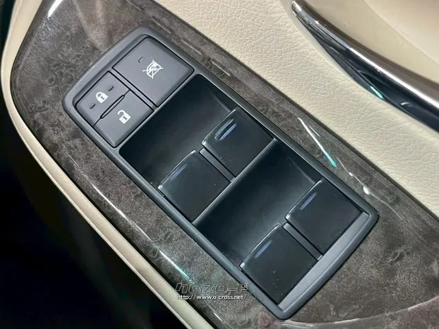 保証でカバーする範囲は業界最高水準の最大318項目。 レクサス HS