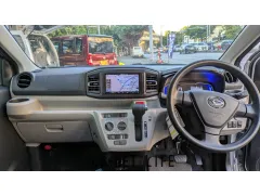 ダイハツ ミライース