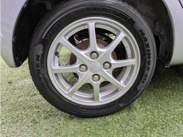 ダイハツ ミライース