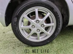 ダイハツ ミライース