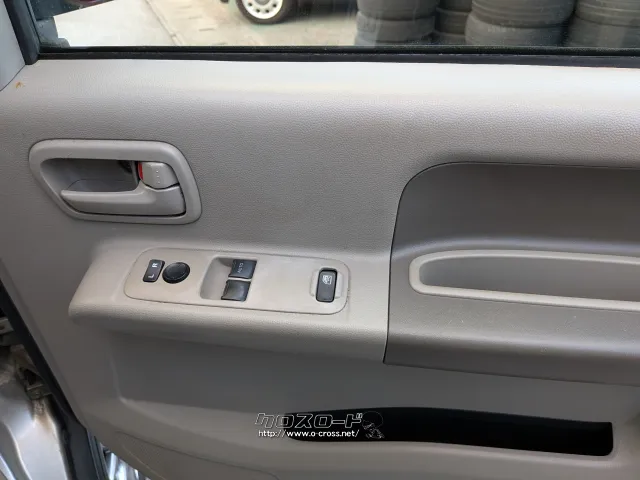 FrPW付き。しかもリモコンミラー付きで車内からドアミラーの鏡の調整が可能です! スズキ エブリイ