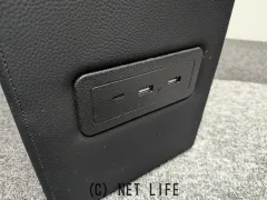 内装品 大型センターコンソール