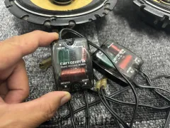 オーディオ スピーカー