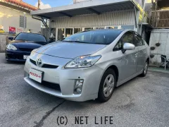 トヨタ プリウス