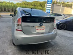 トヨタ プリウス