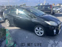 トヨタ プリウス