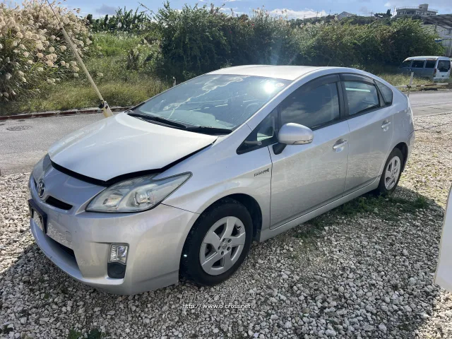 トヨタ プリウス