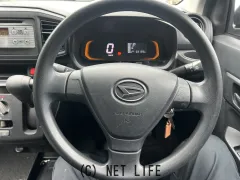 ダイハツ ミライース