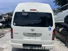 トヨタ ハイエースバン
