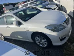 部品取車 クラウンハイブリッド