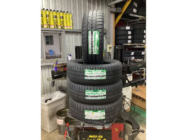 タイヤ・在庫限り！TOYO 215/60R17 4本SET取り付け工賃込・8.32