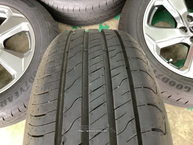 ホイール・タイヤ・18インチ美品トヨタRAV4 純正アルミ4本Setバリ溝 