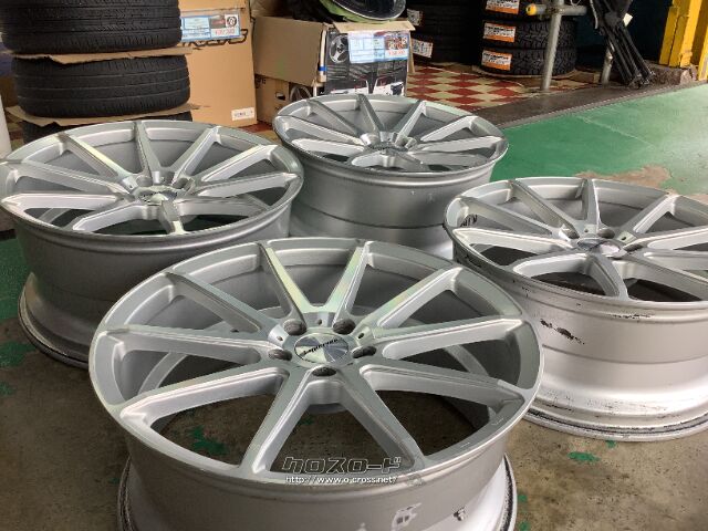 ホイール・20インチ中古MLJハイペリオンCVX（シルバー/P）4本set J77 