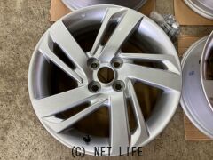 ホイール・16インチ新車外しトヨタ ライズ Gグレード 純正アルミ