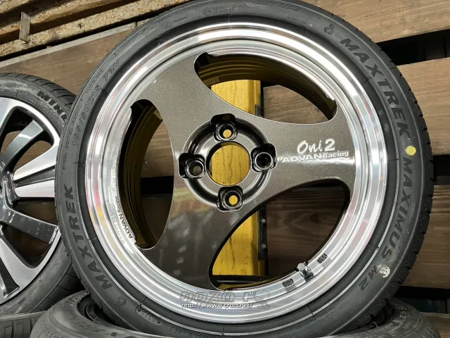 ホイール・タイヤ 15インチ新品アドバンレーシングOni2(MBG)4本Set新品タイヤ付