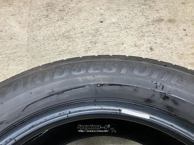 タイヤ・17インチ中古ブリヂストン225/60R17 1本×5部取り付け工賃込T56