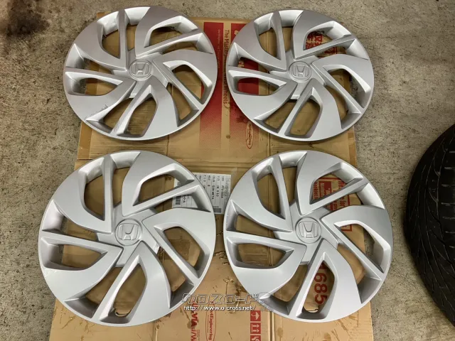 ホイール・15インチ中古ホンダGB5フリード 純正ホイールキャップ4枚Set 