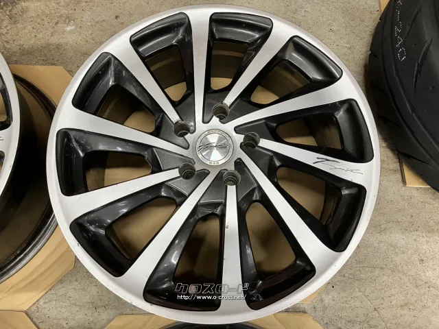 ホイール・18インチ中古ロクサーニ テンペストタービン 4本Set J75・ご